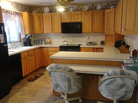 5th image of 513 Hickory Ln