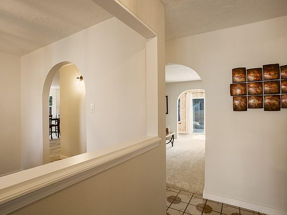 4th image of 9900 Academy Knolls Dr NE