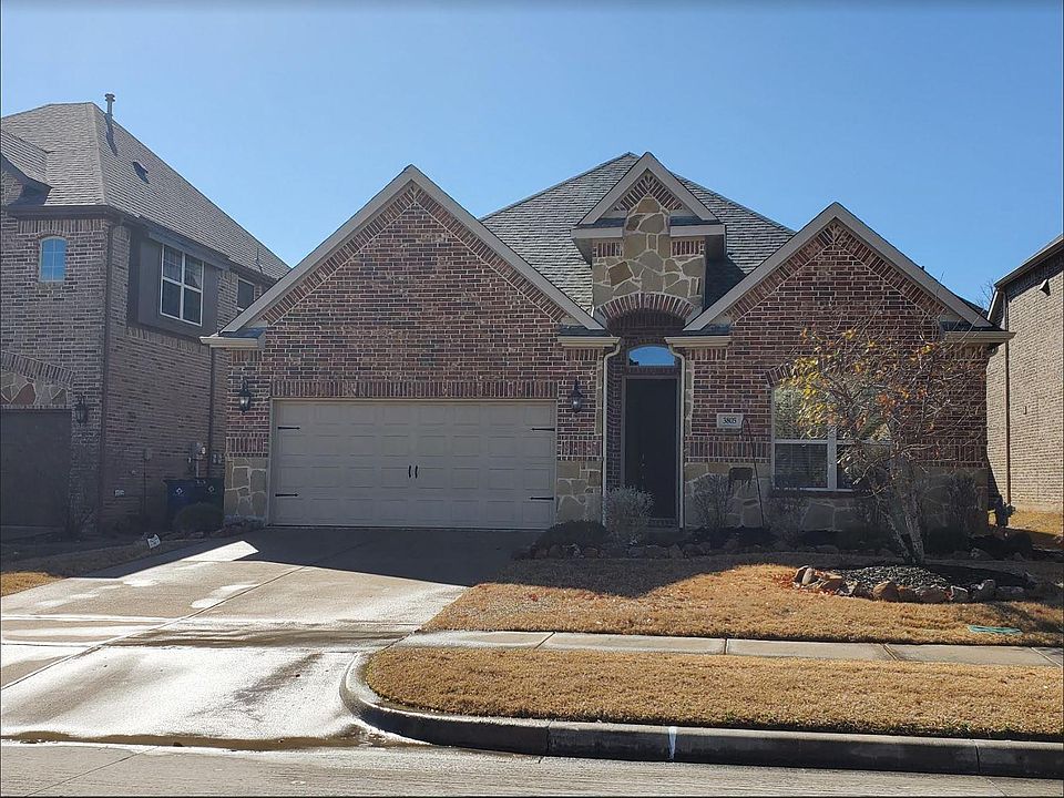 1st image of 3805 Walden Dr