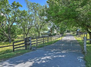 241 Riverside Rd, Bluff City, TN 37618