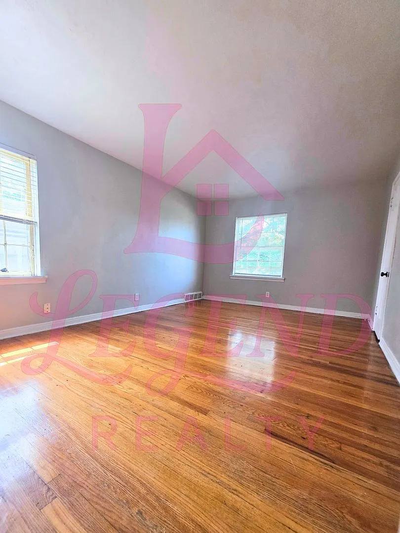 7307 Pasadena Boulevard — Photo 3