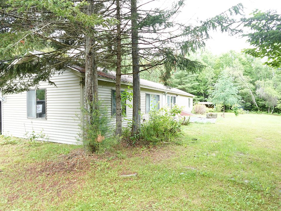 2nd image of 424 School Street