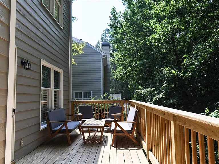 304 Bridle Path — Photo 27