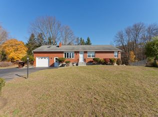 3 Dewberry Ct, Albany, NY 12203