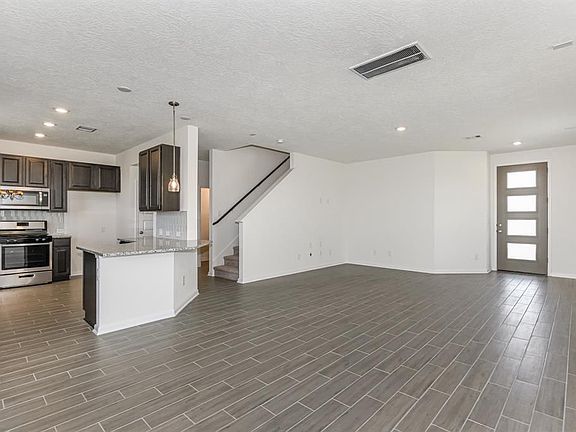 5th image of 25215 Lexington Manor Ct