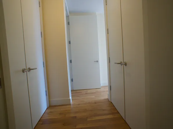 108 Neptune Avenue image 11 of 16