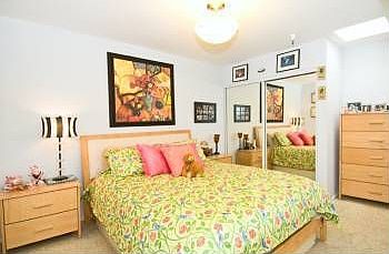 3rd image of 554 Cambridge Ave
