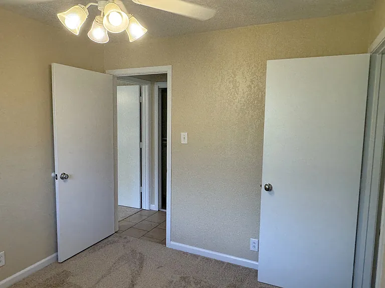 635 Pine St — Photo 10