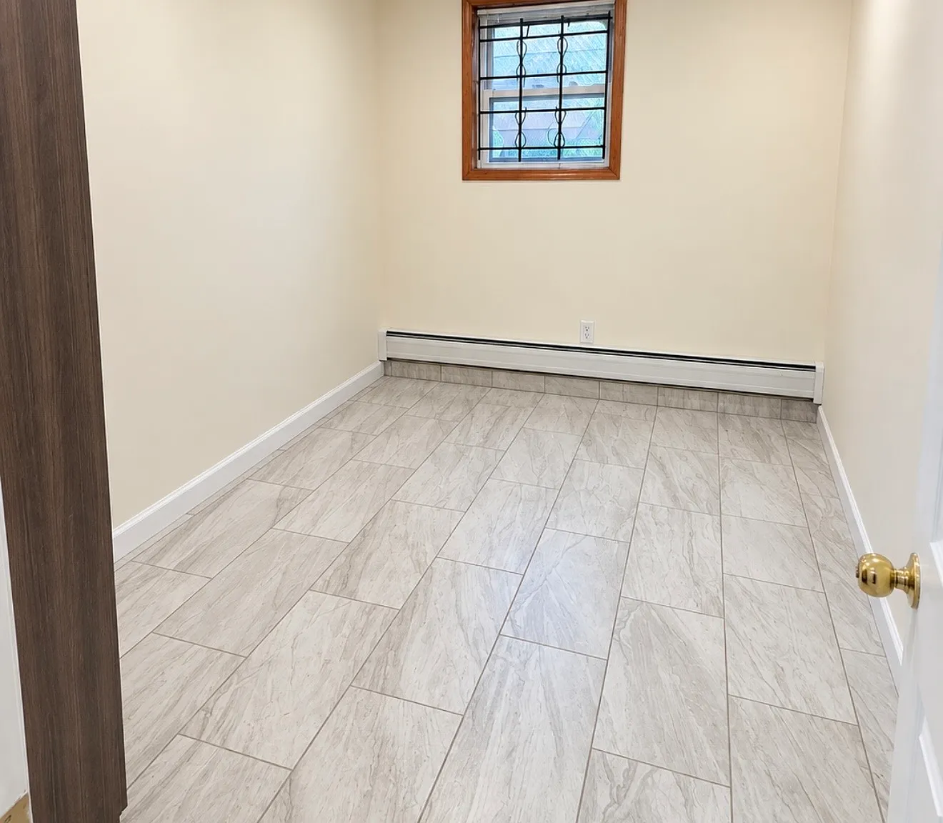 3 bed, $3,000 — Photo 3