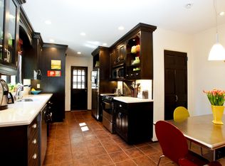 2 Tyler Rd, Scarsdale, NY 10583