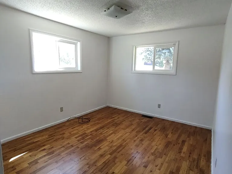 345 Cook St — Photo 3