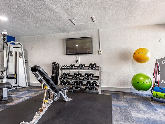5th image of 3516 Coronado Dr #605
