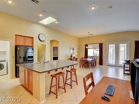 5th image of 3606 Cinnamon Creek Ave