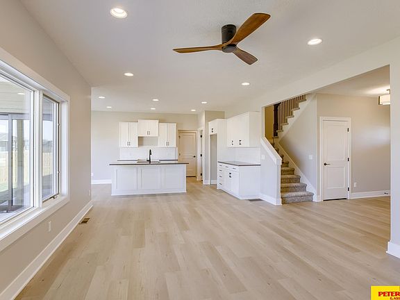 2nd image of 2740 Lauren Ln