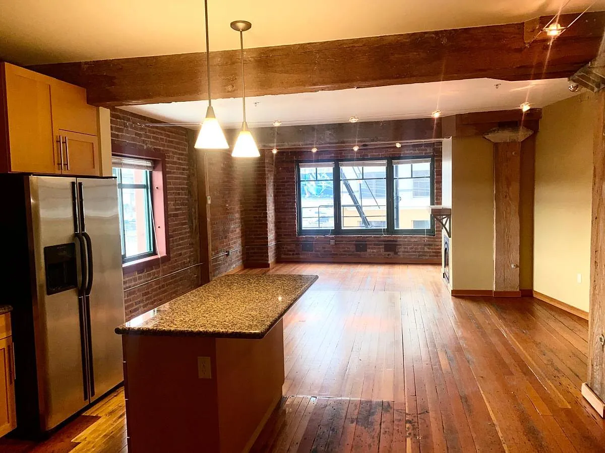 Hunt Mottet Lofts — Photo 2