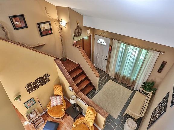 2nd image of 85 Matthew Dr