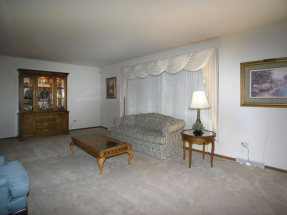 4th image of 13809 S Teakwood Dr