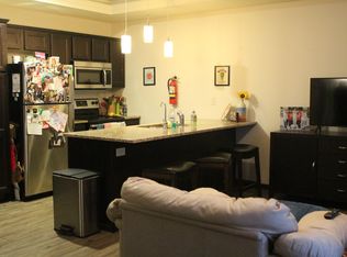 1038 Newton Rd APT 6, Iowa City, IA 52246