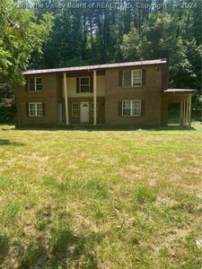 5135 Smith Creek Rd, South Charleston, WV, 25309