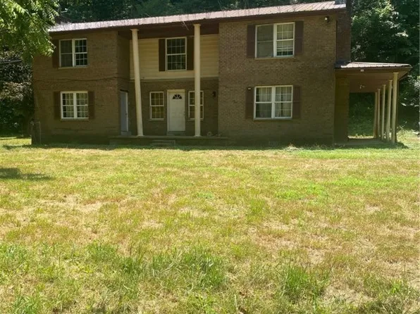 5135 Smith Creek Rd, South Charleston, WV 25309