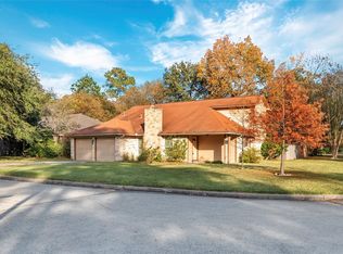 24 Rockfern Rd, Spring, TX 77380