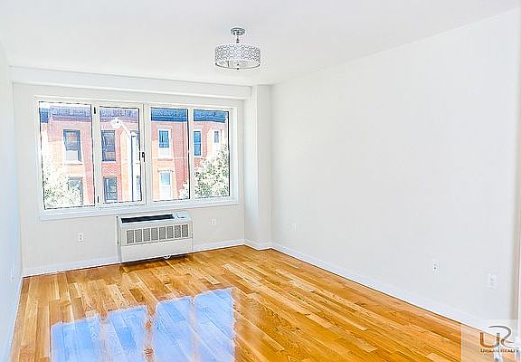 5th image of 278 6th St APT 3H
