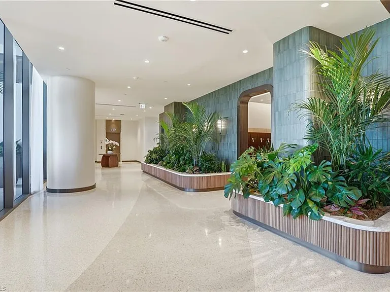 5100 Seagrass Blvd #201 — Photo 39