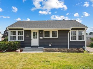 1251 30th St NE, Cedar Rapids, IA 52402