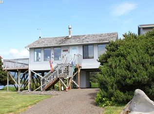 6055 4th St NW, Tillamook, OR 97141