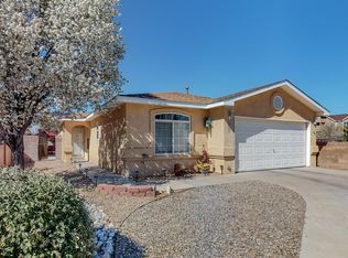 6601 Country Hills Ct NW, Albuquerque, NM 87114