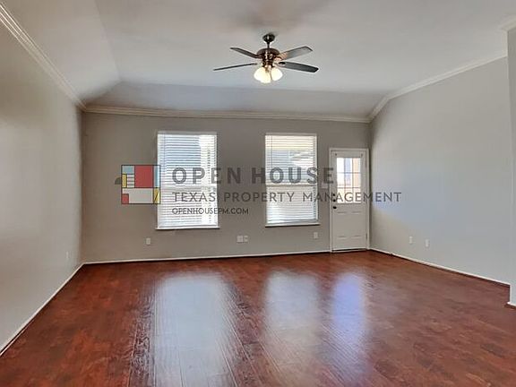 3rd image of 13004 Southern Creek Dr