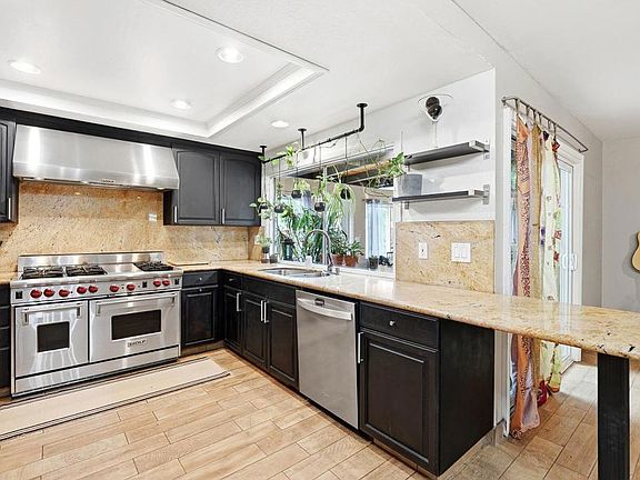 5th image of 12661 Ridgeton Dr