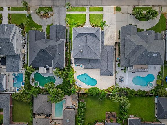 5th image of 4429 Rue Place Pontchartrain