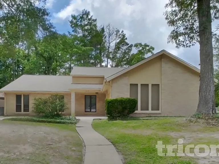 3619 Maple Glen Dr — Photo 1