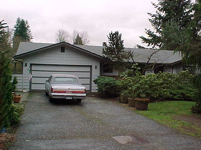 1st image of 4930 121st Pl NE