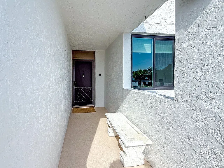 724 Bayport Way — Photo 5