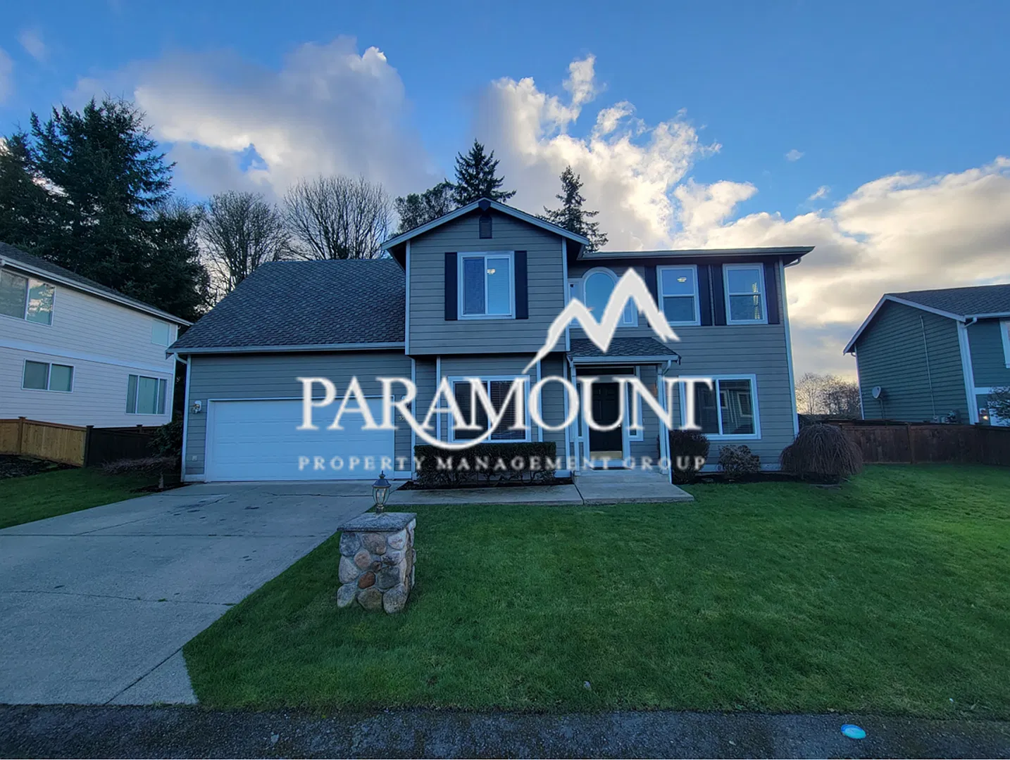 Desirable 3 Bedroom Home in Port Orchard — Photo 1
