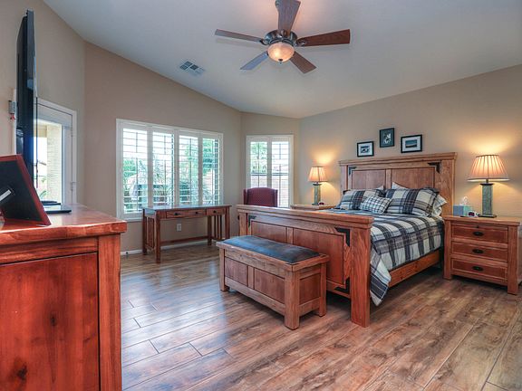 5th image of 40772 W Pryor Ln