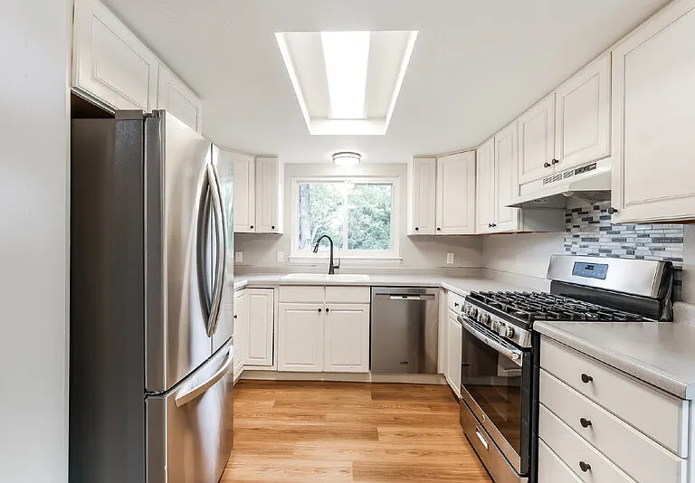 17641 E Temple Dr — Photo 5