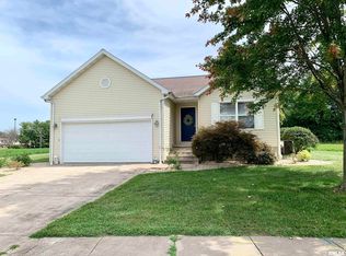 49 Greystone Dr, Jacksonville, IL 62650