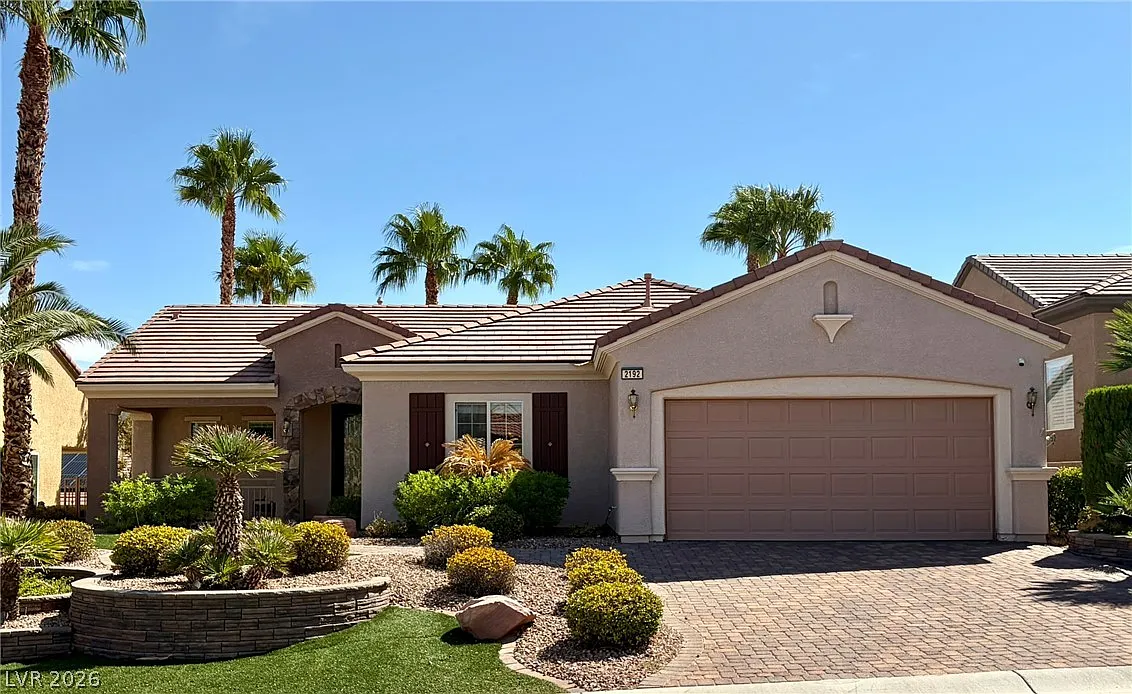2 bed, 2.0 bath, 1836 sqft, $2,590 — Photo 1