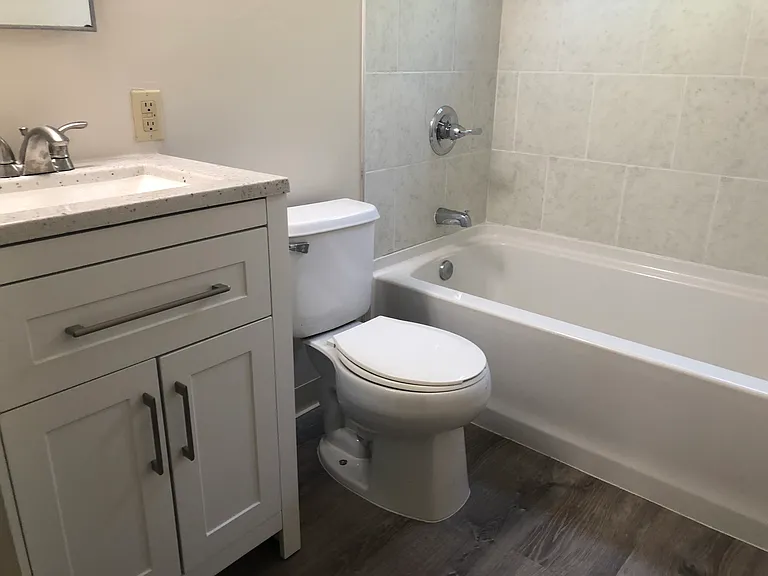 217 Felix St #3 — Photo 8