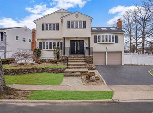 3051 Hewlett Ave, Merrick, NY 11566