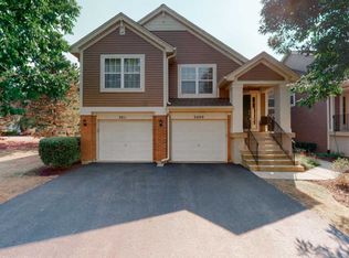 2411 Wilton Ln, Aurora, IL 60502