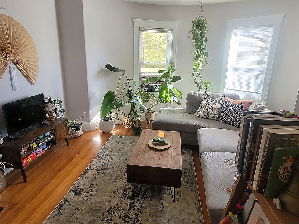 1st image of 28 Bigelow St #1