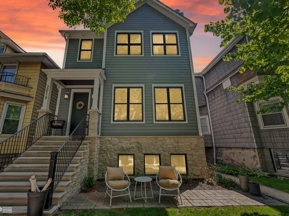 2019 W Pensacola Ave, Chicago, IL 60618