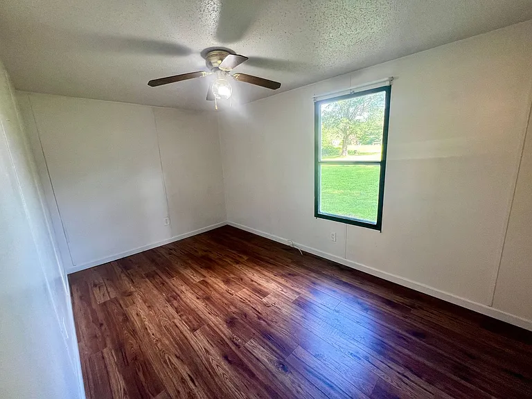 4093 Baskerville Rd — Photo 11