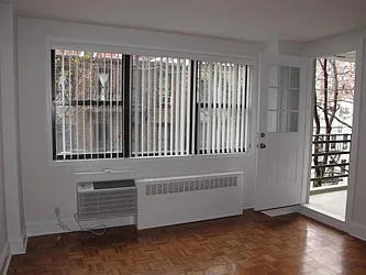 Rented by Metropolis Real Estate of Manhattan