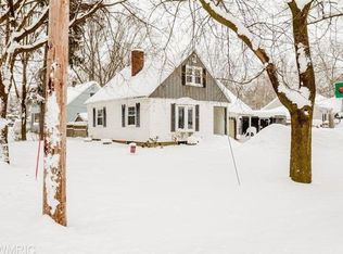 161 E 37th St, Holland, MI 49423