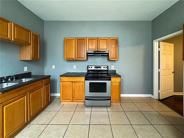 1319 France St — Photo 12